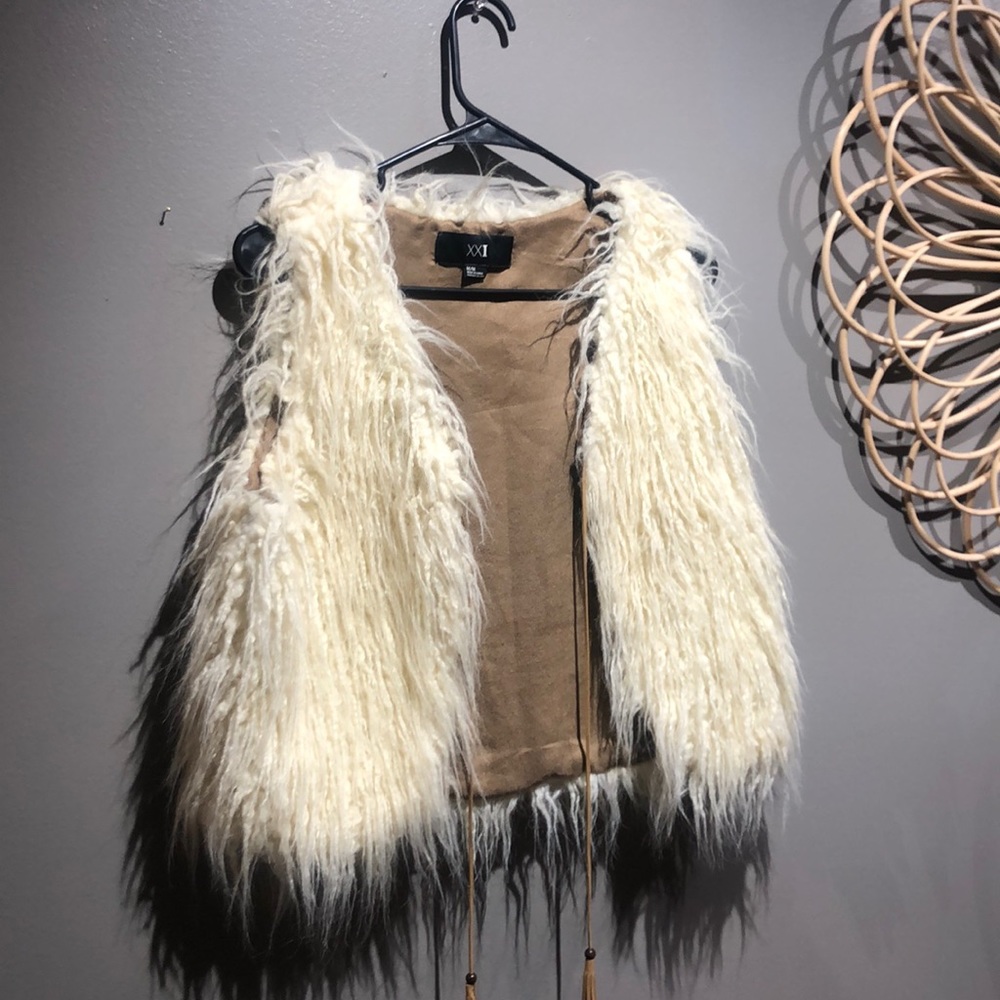 Fur vest